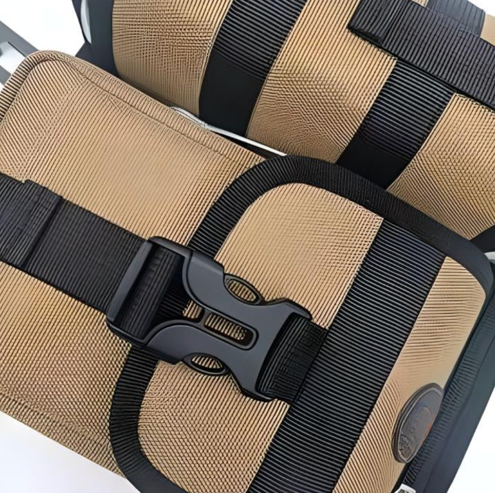 Active Crossbody Bag | Lightweight