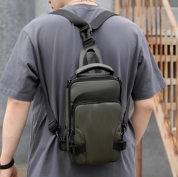 Adaptable Crossbody Bag | Secure